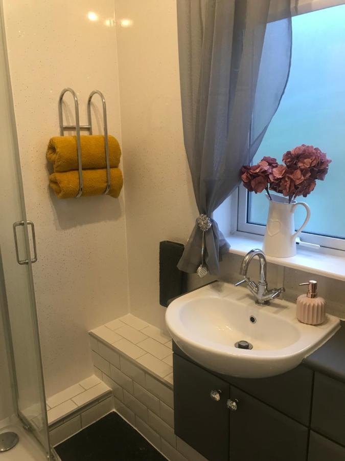 Home Comforts Near Dundee City Centre Екстер'єр фото