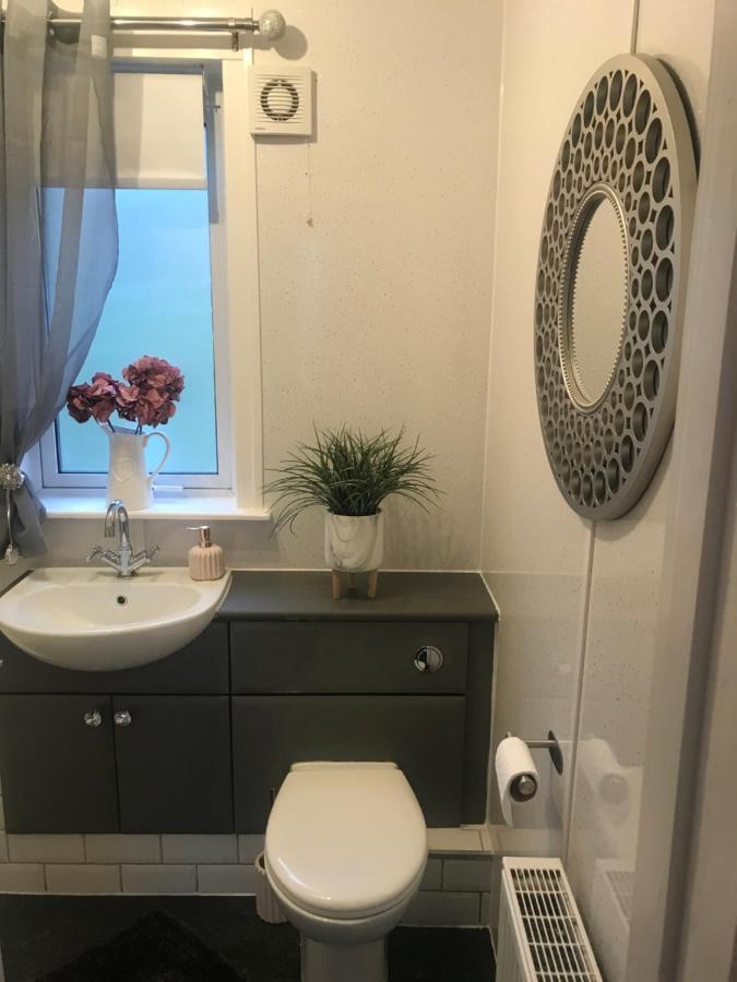 Home Comforts Near Dundee City Centre Екстер'єр фото