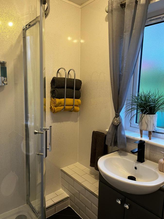 Home Comforts Near Dundee City Centre Екстер'єр фото